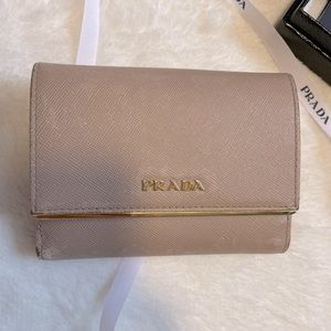 Prada Portafogli Saffiano Wallet